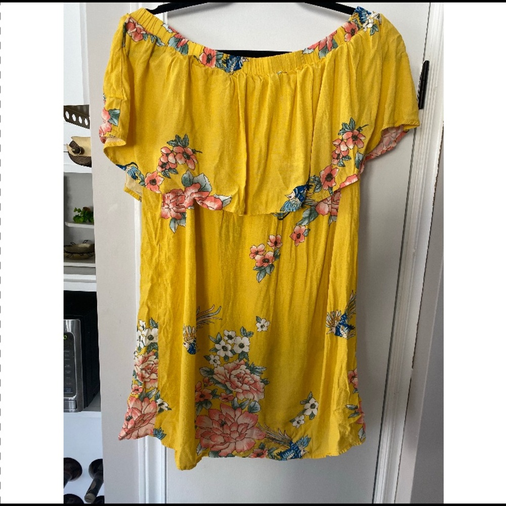 Forever21 off the shoulder dress Large